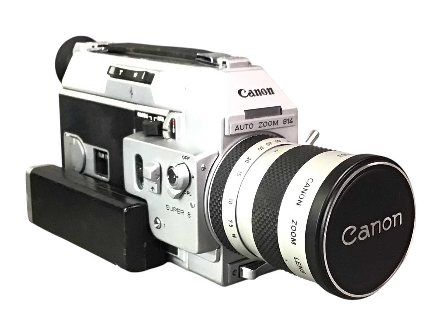 Lot 141 - CANON SUPER 8 AUTO ZOOM 814 VIDEO CAMERA