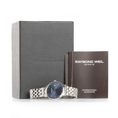 Lot 897 - RAYMOND WEIL