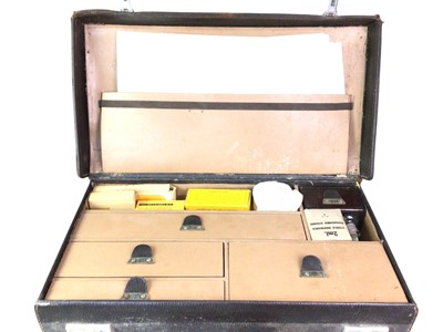 Lot 168 - VINTAGE PORTABLE PHARMACEUTICAL CASE