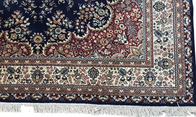 Lot 188 - LARGE WOOL RUG