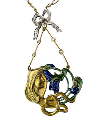 Lot 275 - ART NOUVEAU DIAMOND AND ENAMEL NECKLACE