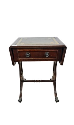 Lot 307 - REPRODUCTION MAHOGANY SOFA STYLE TABLE