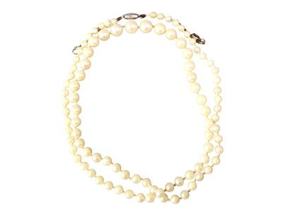 Lot 352 - TWO SETS OF CULTURED PEARLS