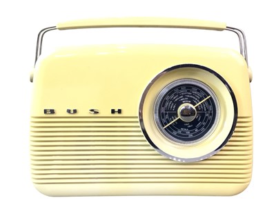 Lot 282 - VINTAGE BUSH RADIO
