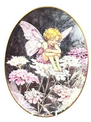 Lot 294 - GROUP OF COLLECTORS PLATES BY WEDGWOOD AND ROYAL WORCESTER