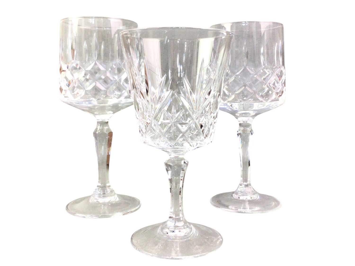 Lot 295 - MID CENTURY PURPLE GLASS JUG AND TUMBLER SET