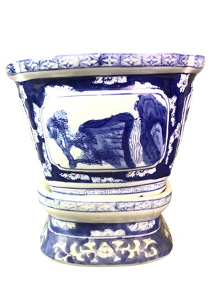Lot 288 - MODERN BLUE AND WHITE PLANTER