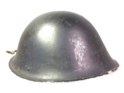 Lot 465 - MILITARY INTEREST