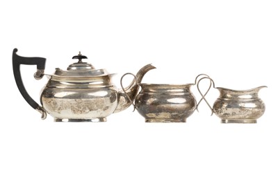 Lot 885 - GEORGE V SILVER THREE PIECE TEA SERVICE