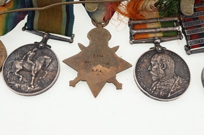 Lot 27 - GROUP OF FIVE BOER WAR AND WORLD WAR I MEDALS