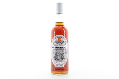 Lot 276 - GLEN GRANT 25 YEAR OLD GORDON & MACPHAIL