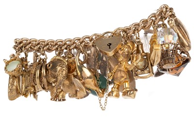 Lot 453 - CHARM BRACELET