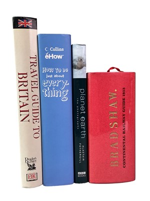 Lot 24 - GROUP OF BOOKS