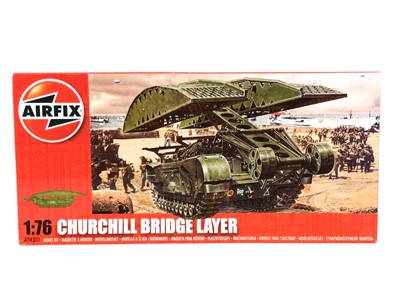Lot 393 - COLLECTION OF AIRFIX MODELS