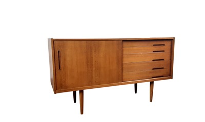 Lot 424 - MID CENTURY TEAK SIDEBOARD