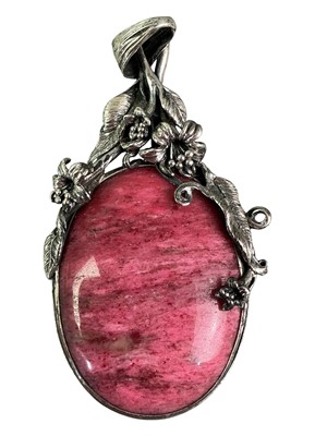 Lot 165 - COLLECTION OF BROOCHES