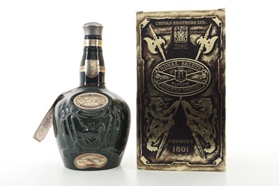 Lot 319 - CHIVAS ROYAL SALUTE 21 YEAR OLD EMERALD DECANTER 75CL