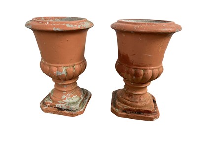 Lot 207 - PAIR OF CONCRETE GARDEN URNS