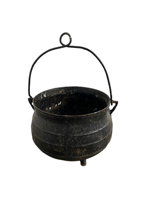 Lot 208 - CAST METAL GARDEN WALL HANGING PLANTER