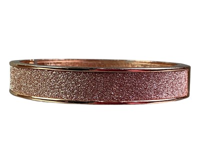 Lot 222 - GROUP OF COSTUME JEWELLERY