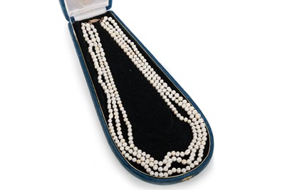Lot 629 - CULTURED PEARL NECKLACE