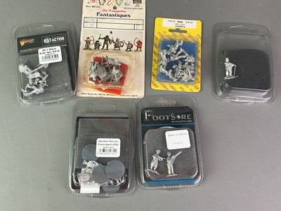 Lot 31 - COLLECTION OF TABLE TOP WAR GAMES MINIATURE FIGURES