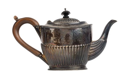 Lot 900 - LATE VICTORIAN SILVER TEAPOT