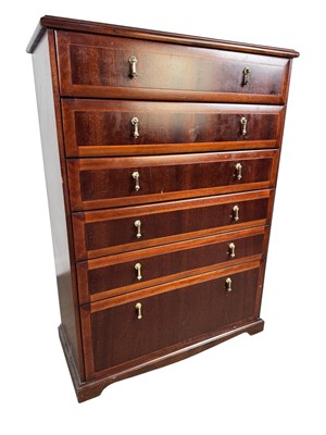 Lot 255 - REPRODUCTION MAHOGANY CHEST OF DRAWERS