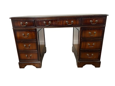 Lot 254 - MAHOGANY DOUBLE PEDESTAL KNEEHOLE DESK