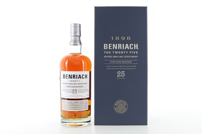 Lot 352 - BENRIACH 25 YEAR OLD