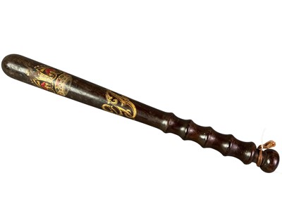 Lot 93 - GEORGE V POLICE TRUNCHEON
