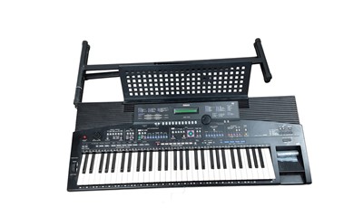 Lot 468 - YAHAMA PSR-1700 ELECTRIC KEYBOARD