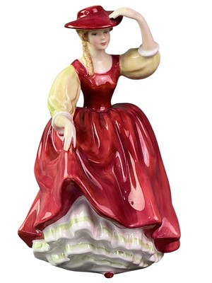 Lot 375 - COLLECTION OF DOULTON, LLADRO AND NAO FIGURES