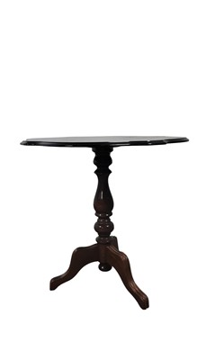 Lot 377 - SORRENTO WARE SIDE TABLE