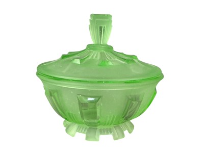 Lot 517 - GROUP OF URANIUM GLASS