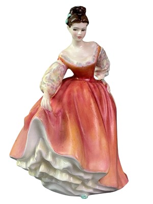 Lot 482 - GROUP OF ROYAL DOULTON AND OTHER FIGURES