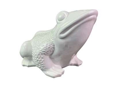 Lot 532 - GROUP OF FIGURES