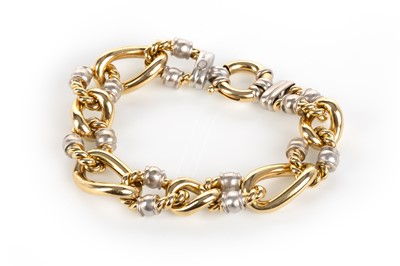 Lot 674 - FANCY LINK BRACELET
