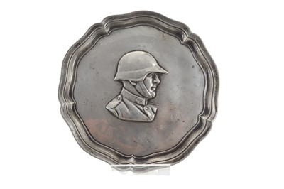 Lot 31 - PEWTER WAR COMMEMORATIVE PLATE
