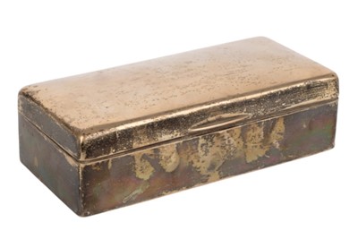 Lot 908 - GEORGE V SILVER CIGAR BOX