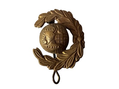 Lot 635 - COLLECTION OF MILITARY CAP BADGES AND BUTTONS