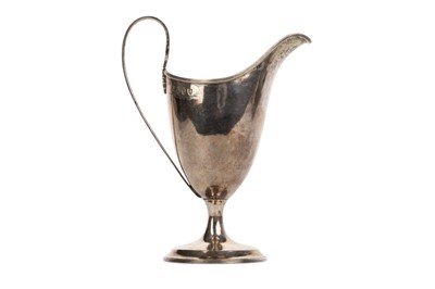 Lot 918 - GEORGE III SILVER CREAM JUG