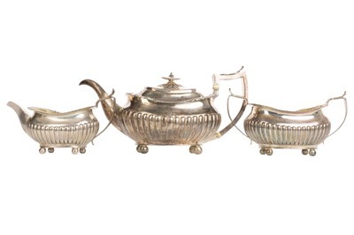 Lot 925 - GEORGE III SILVER THREE PIECE TEA SET