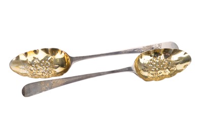 Lot 926 - PAIR OF SILVER GEORGE III BERRY SPOONS