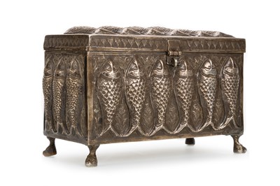 Lot 930 - CONTINENTAL SILVER TABLE CASKET