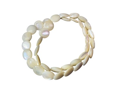 Lot 679 - LARGE COLLECTION OF COSTUME JEWELLERY