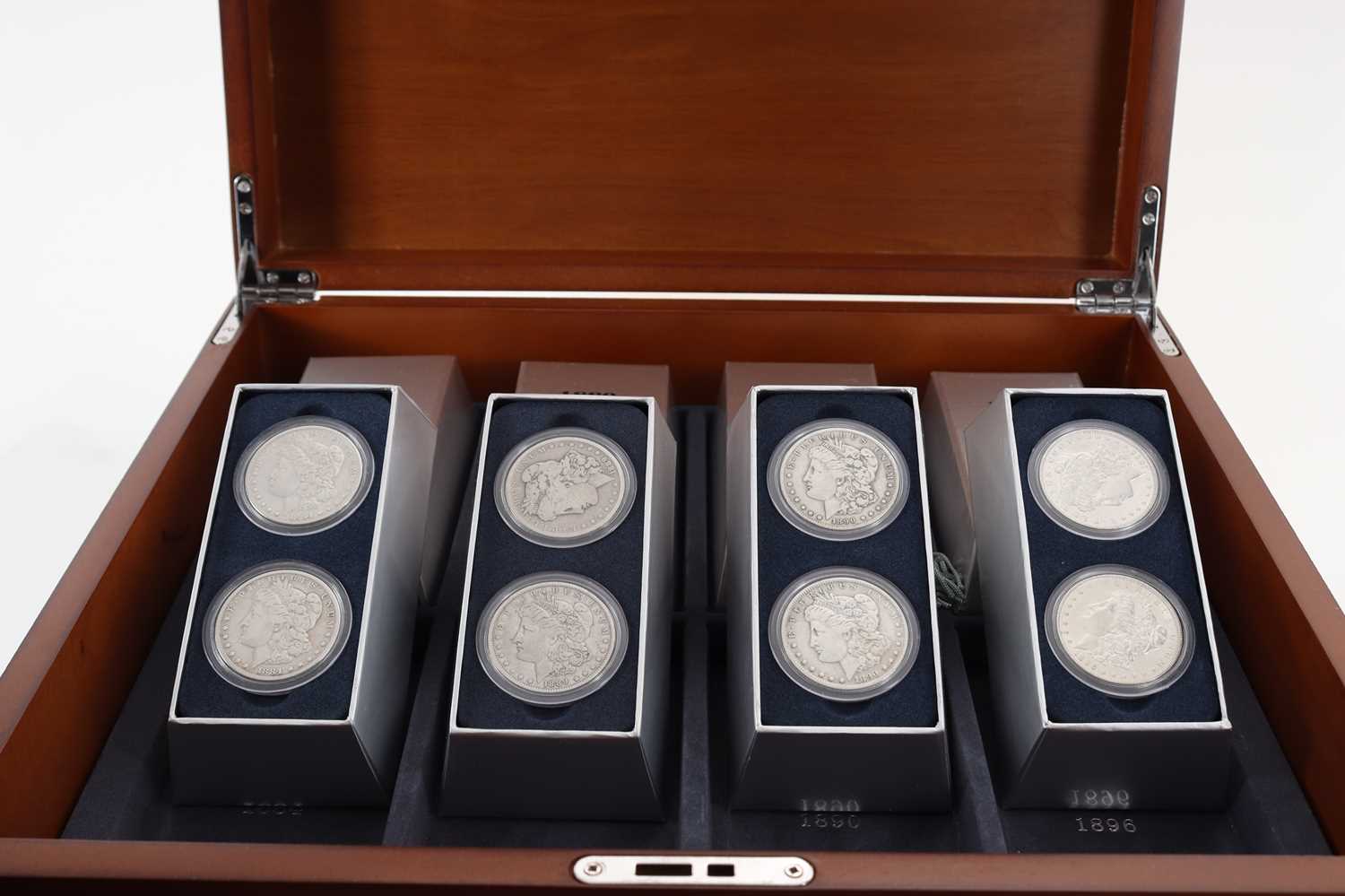 Lot 96 - DANBURY MINT