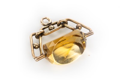 Lot 717 - CITRINE SWIVEL FOB