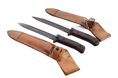 Lot 40 - PAIR OF CZECHOSLOVAKIAN STEEL BAYONETS