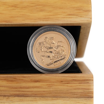 Lot 108 - ELIZABETH II GOLD SOVEREIGN